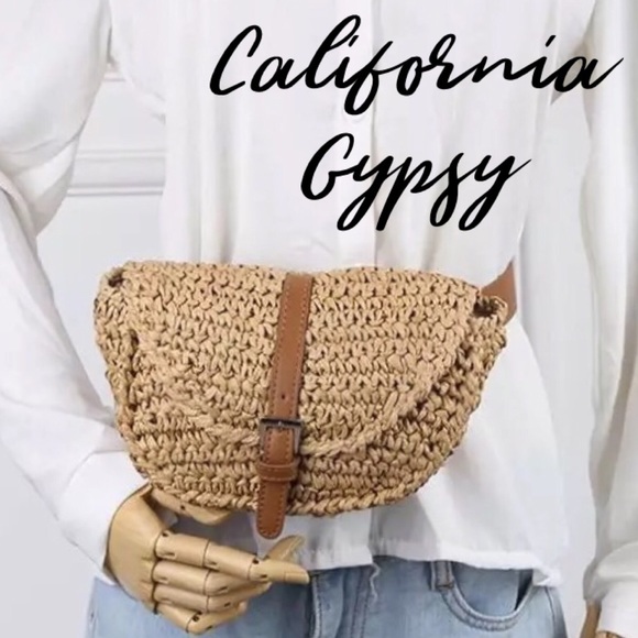 Handbags - Bohemian woven raffia fanny pack bag